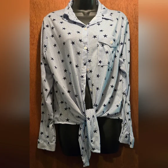 Eden & Olivia soft blue stripped star button front tie bottom top szM - Picture 2 of 8
